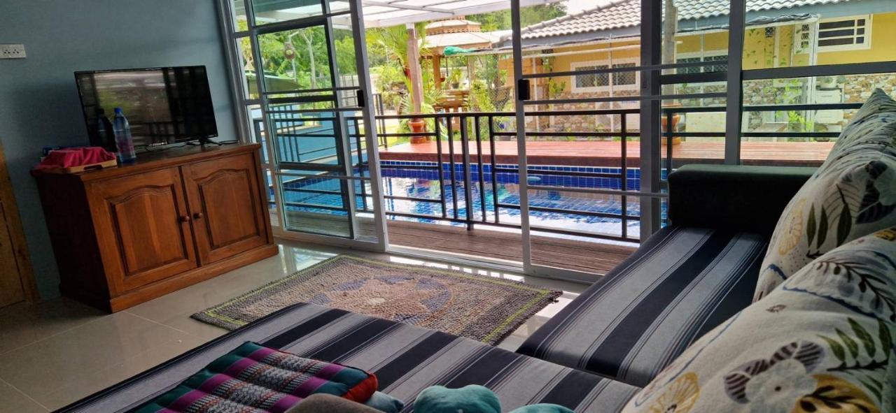 Mana Pool House Bed & Breakfast Chiang Rai Ngoại thất bức ảnh